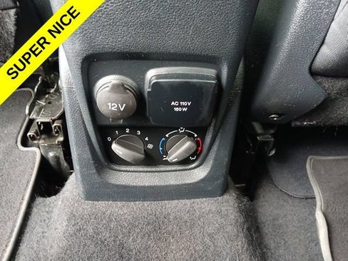Used 2021 Ford Transit Connect XLT FWD image 12
