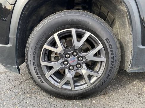 Certified 2023 GMC Acadia SLT AWD/4WD image 24