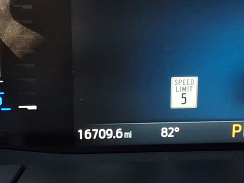 Used 2024 Ford Escape ST-Line w/ Tech Pack #1 image 17