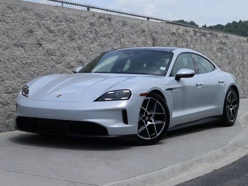 Used 2025 Porsche Taycan RWD image 1