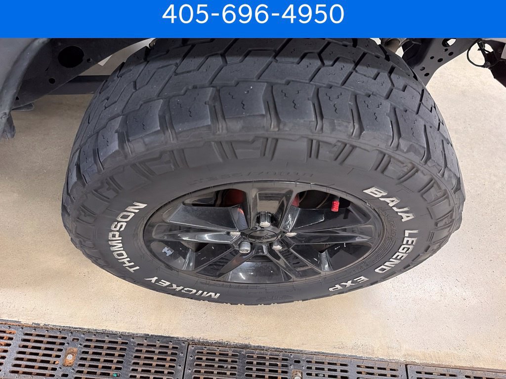 Used 2022 Jeep Wrangler Unlimited Sahara AWD/4WD image 18
