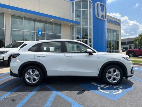 Used 2025 Honda HR-V LX image 5