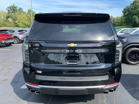 Used 2025 Chevrolet Tahoe High Country AWD/4WD image 4