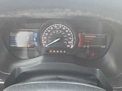 Certified 2021 Ford Ranger Lariat w/ Tremor Off-Road Package image 46