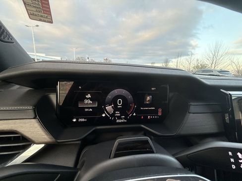 Certified 2024 GMC Acadia Denali w/ Super Cruise Package image 18