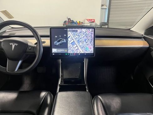 Used 2020 Tesla Model 3 Standard Range Plus RWD image 20