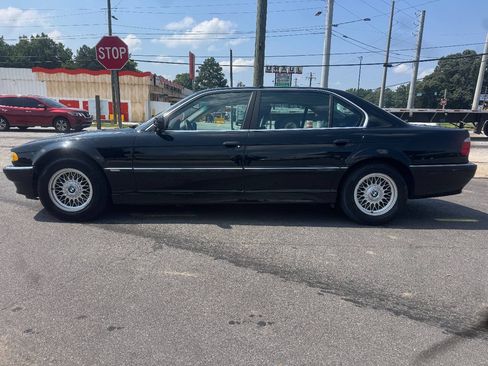 Used 2001 BMW 740iL RWD image 3