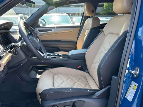 New 2026 Volkswagen Atlas Cross Sport SE AWD/4WD image 11