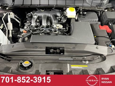 New 2025 Nissan Pathfinder Platinum image 13