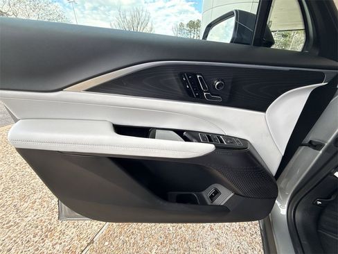 Certified 2025 Cadillac Lyriq Luxury image 22