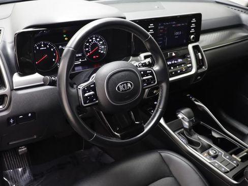 Used 2021 Kia Sorento S AWD/4WD image 6