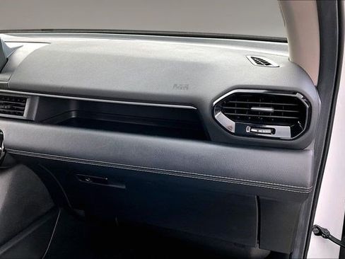 Certified 2025 Honda Pilot Touring image 25