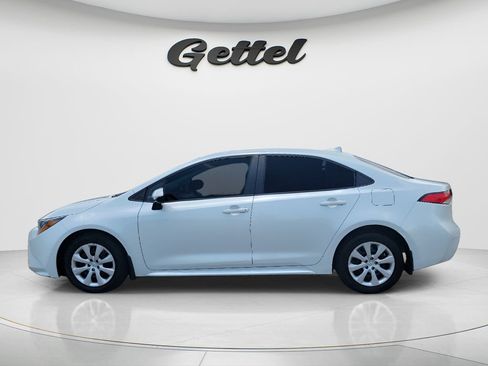 Certified 2025 Toyota Corolla LE FWD image 14