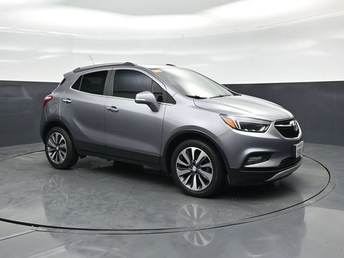 Used 2019 Buick Encore Essence FWD image 59