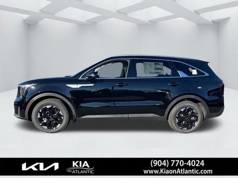 New 2026 Kia Sorento S w/ S Panoramic Sunroof Package FWD image 4