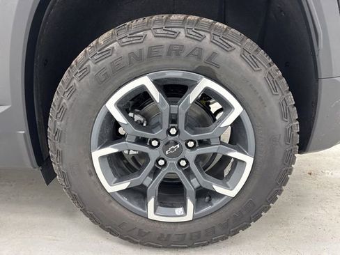 New 2026 Chevrolet Equinox ACTIV image 36