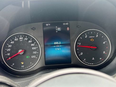 Used 2024 Mercedes-Benz Sprinter 4500 image 25