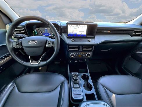 Used 2024 Ford Maverick Lariat w/ Black Appearance Package FWD image 7
