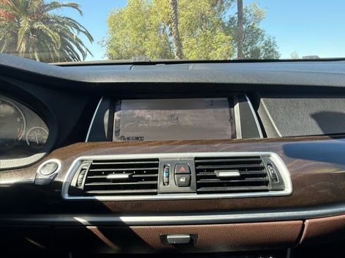 Used 2015 BMW 535i Gran Turismo image 21