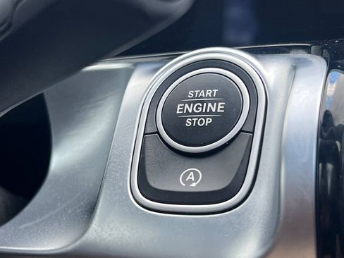 Used 2023 Mercedes-Benz GLB 250 image 15
