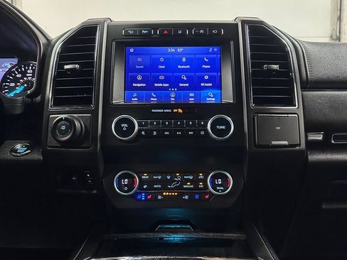 Used 2021 Ford Expedition Limited AWD/4WD image 27