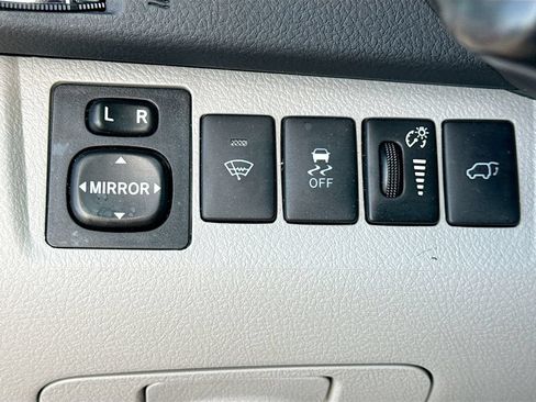 Used 2012 Toyota Highlander Limited w/ Tow Pkg AWD/4WD image 34