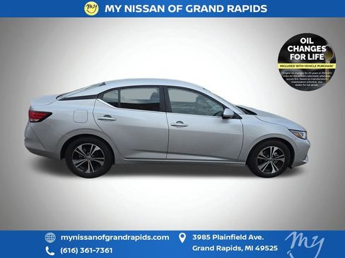 Used 2022 Nissan Sentra SV w/ Trunk Package image 18