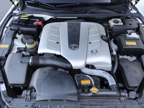 Used 2009 Lexus SC 430 Convertible w/ Preferred Accessory Pkg RWD image 35