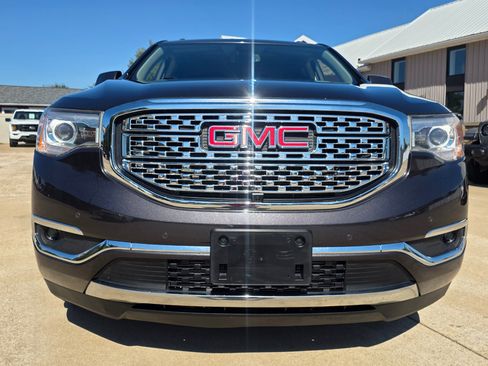 Used 2019 GMC Acadia Denali image 32