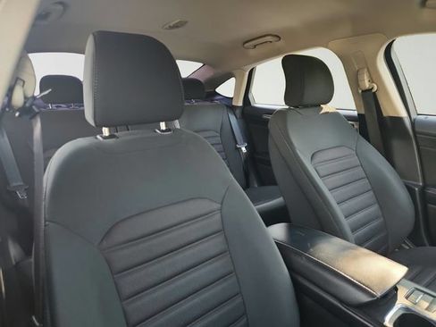 Used 2017 Ford Fusion SE w/ Fusion SE Technology Package FWD image 21