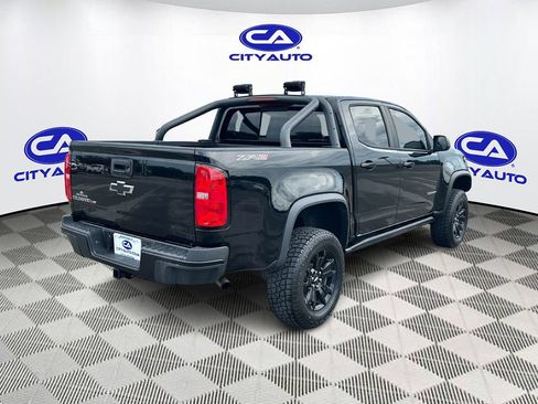 Used 2019 Chevrolet Colorado ZR2 w/ ZR2 Midnight Special Edition AWD/4WD image 4