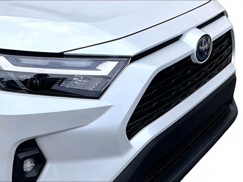 Certified 2023 Toyota RAV4 XLE Premium AWD/4WD image 30