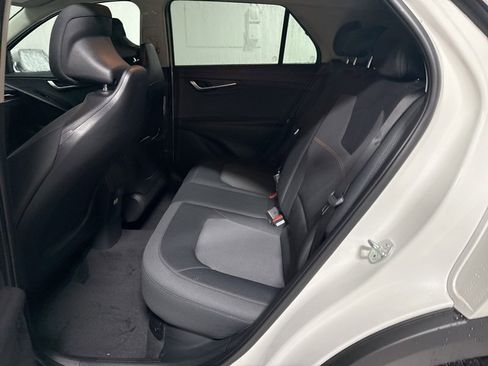 New 2025 Kia Niro LX image 15