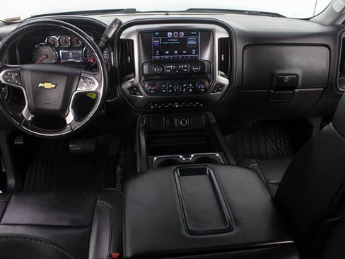 Used 2015 Chevrolet Silverado 2500 LTZ w/ LTZ Plus Package image 10