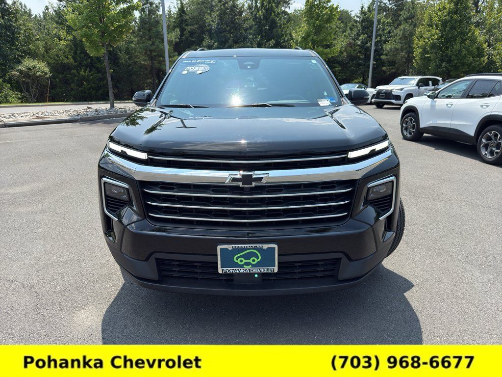 Certified 2025 Chevrolet Traverse LT w/ LPO, Floor Liner Package AWD/4WD image 2