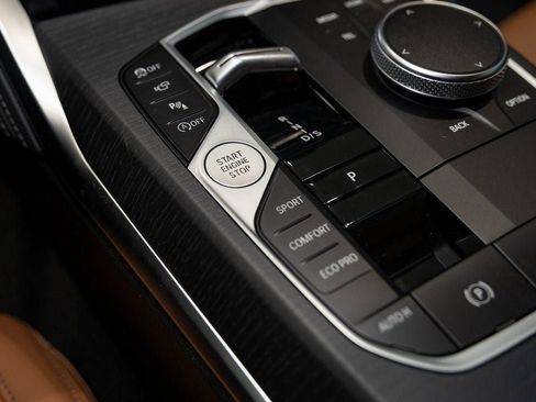 Used 2026 BMW 230i xDrive Coupe w/ Premium Package image 16