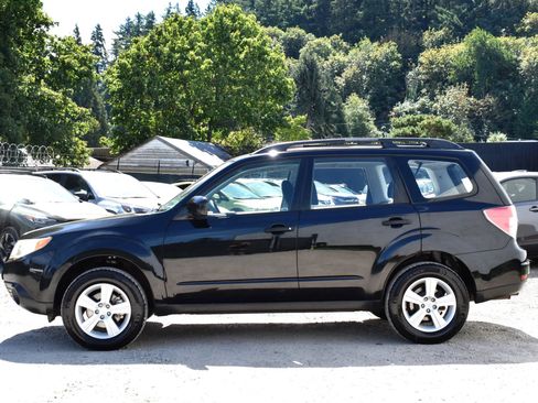 Used 2010 Subaru Forester 2.5X AWD/4WD image 9
