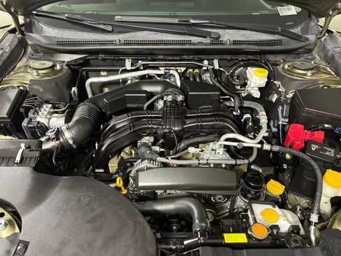 Used 2021 Subaru Outback Limited image 30