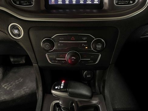 Used 2020 Dodge Charger SXT image 20