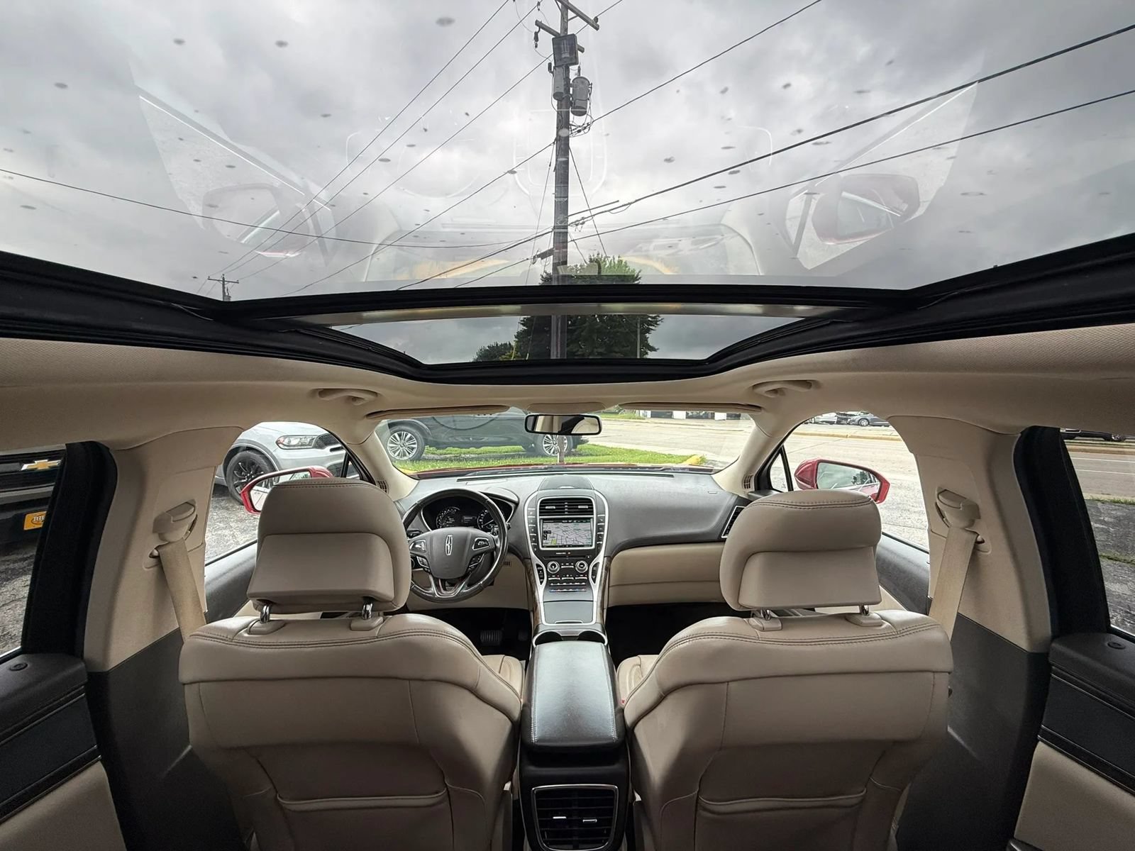 Used 2016 Lincoln MKX Reserve w/ Technology Package AWD/4WD image 32