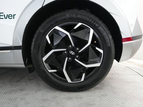 Used 2024 Hyundai Ioniq 5 Limited RWD image 9