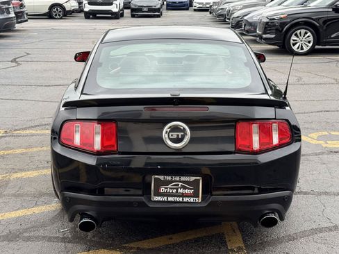 Used 2012 Ford Mustang GT Premium w/ HID Headlamps & Security Pkg RWD image 10