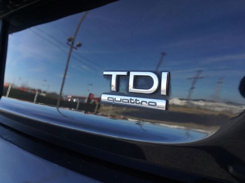 Used 2014 Audi Q7 TDI Prestige w/ Prestige Package image 10