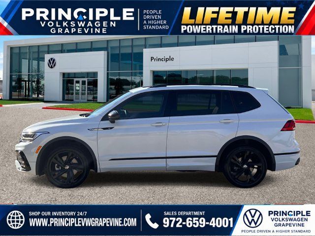 Used 2023 Volkswagen Tiguan SE R-Line FWD image 5