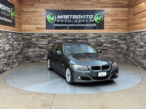 Used 2011 BMW 328i xDrive Sedan image 2
