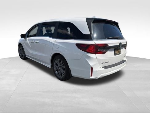 Used 2025 Honda Odyssey Touring image 6