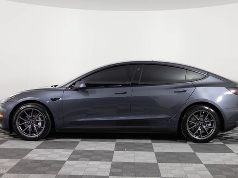 Used 2023 Tesla Model 3 Standard Range RWD image 3