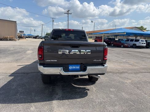 New 2026 RAM 2500 Lone Star AWD/4WD image 6