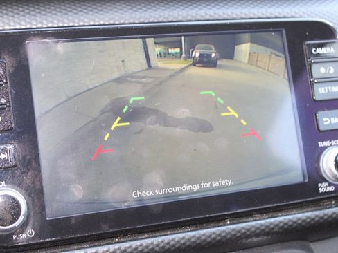 Used 2023 Nissan Kicks SV image 7