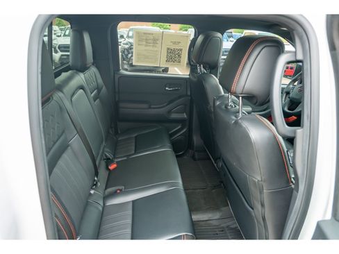 Used 2023 Nissan Frontier PRO-4X w/ Pro-4X Premium Package AWD/4WD image 18
